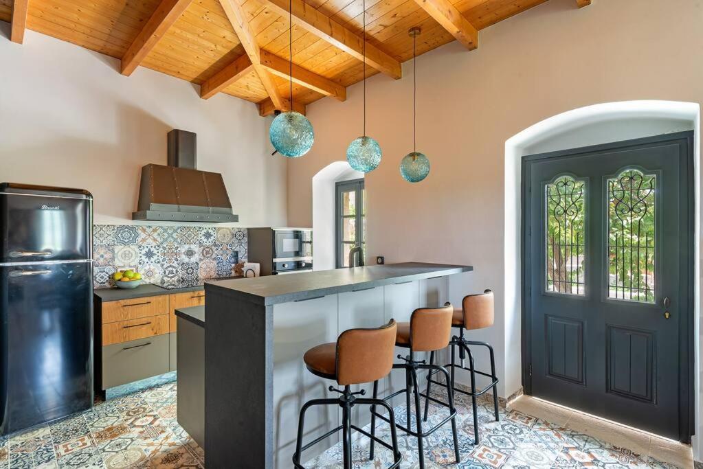 Villa Aiolia Kondoyenadha Екстер'єр фото