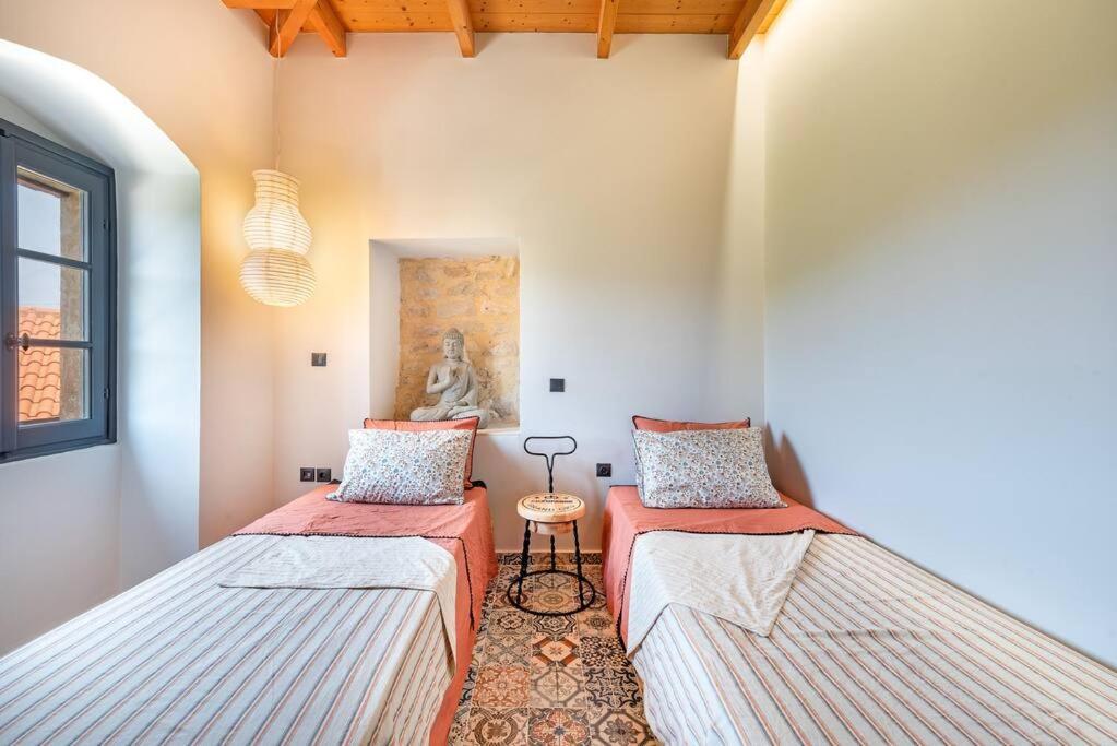 Villa Aiolia Kondoyenadha Екстер'єр фото
