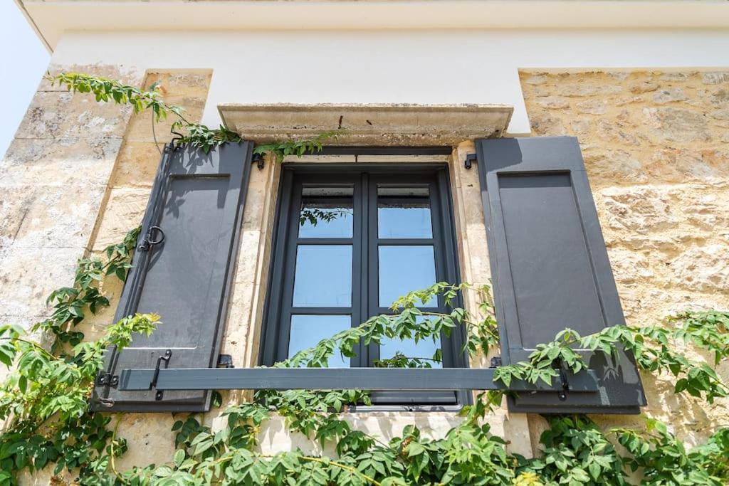 Villa Aiolia Kondoyenadha Екстер'єр фото