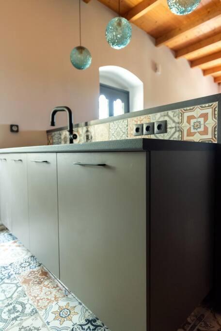 Villa Aiolia Kondoyenadha Екстер'єр фото